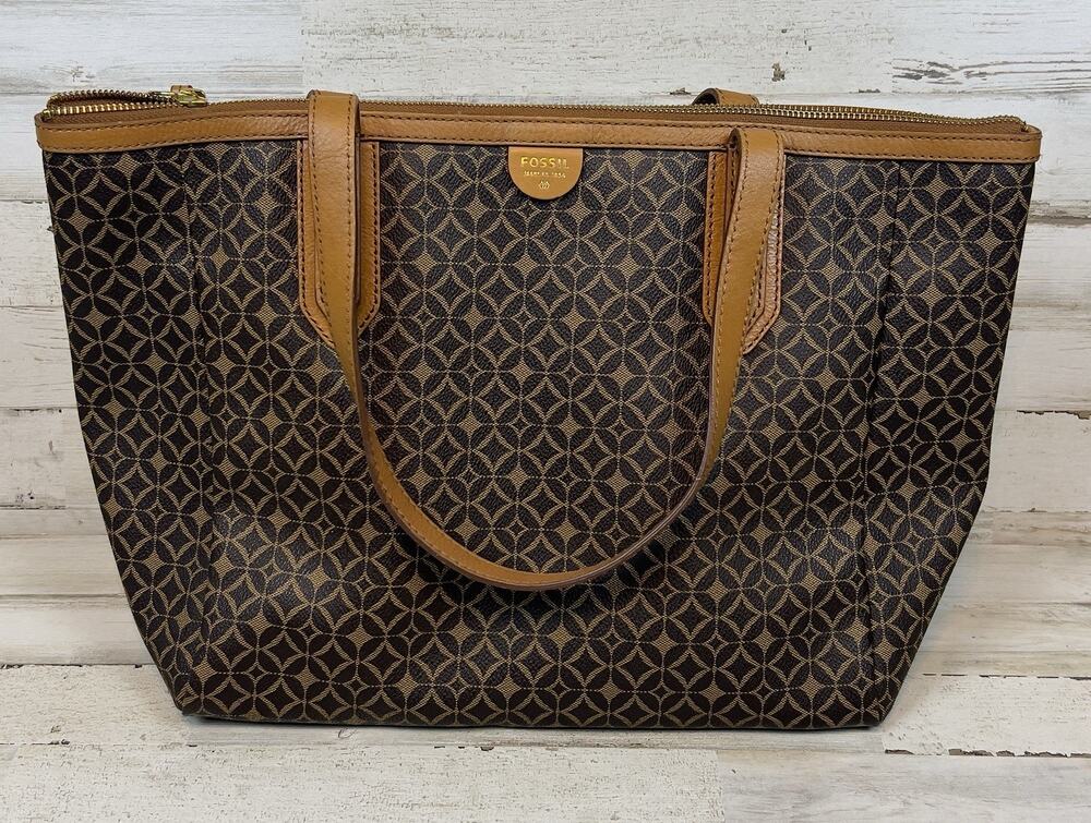 Fossil Sydney Large Tote Bag Brown Signature Coated Canvas Leather Trim Zip Top
